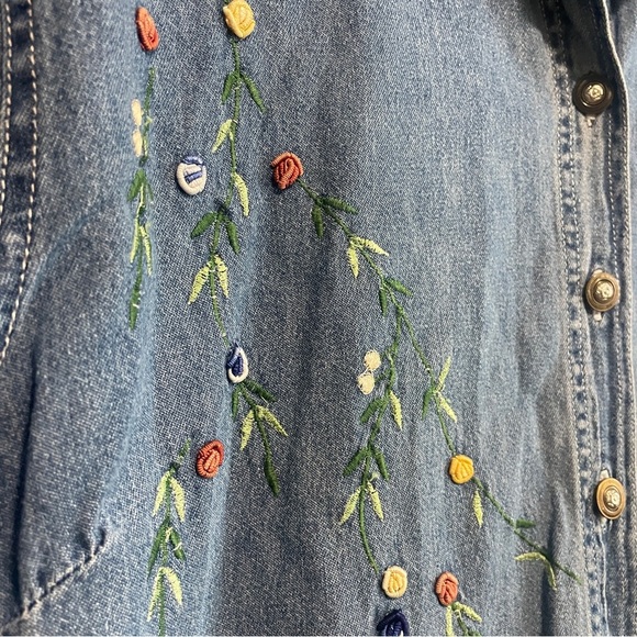 Studio West Denim Embroidered Button Up Shirt- Large - Picture 4 of 9